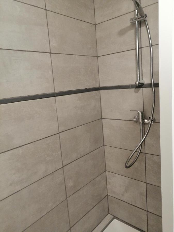 Joyeuse, Superbe Appartement D'Environs 30M2. Eksteriør bilde